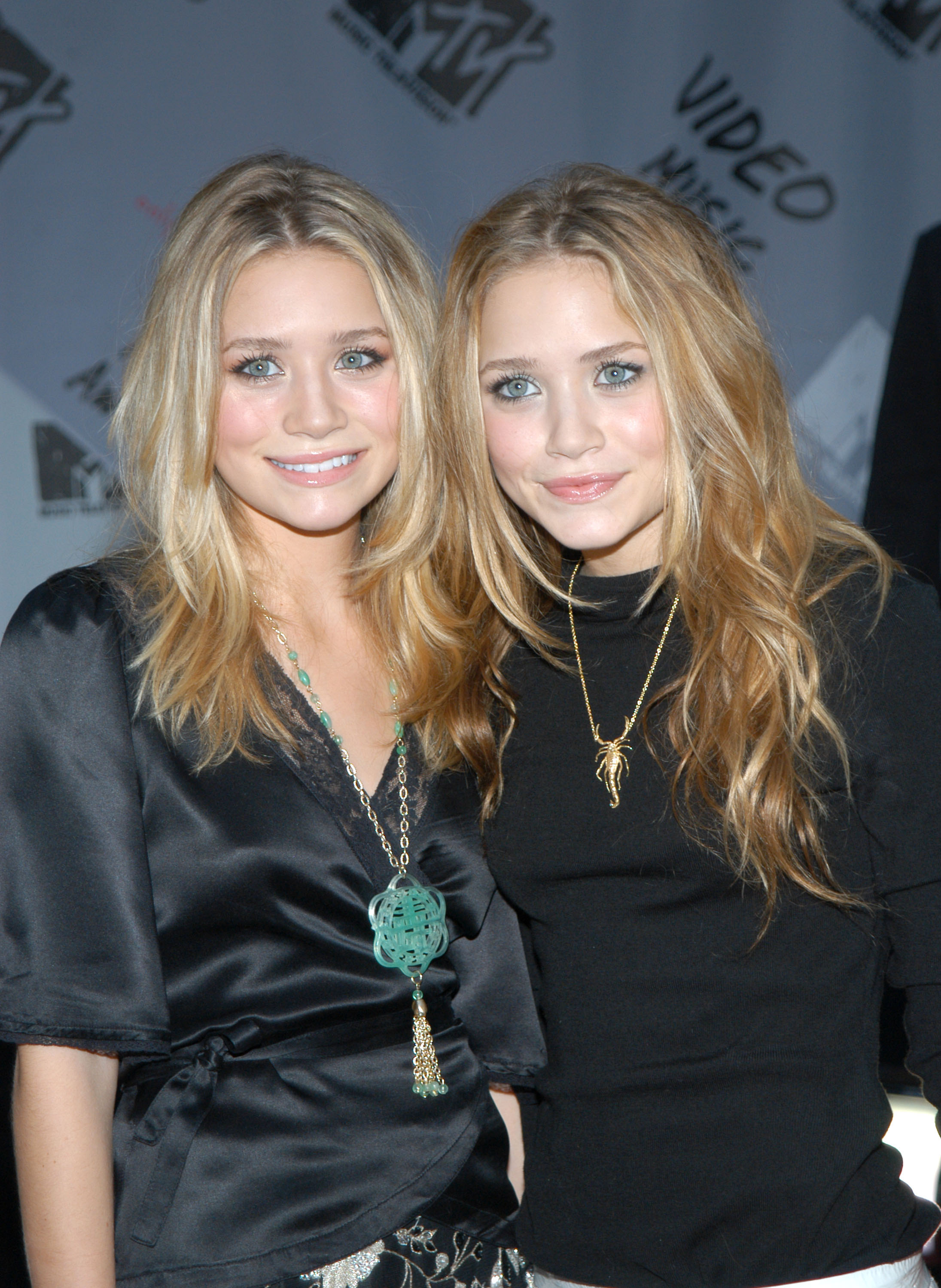 Remember '90s child stars Mary-Kate and Ashley Olsen? Well they're